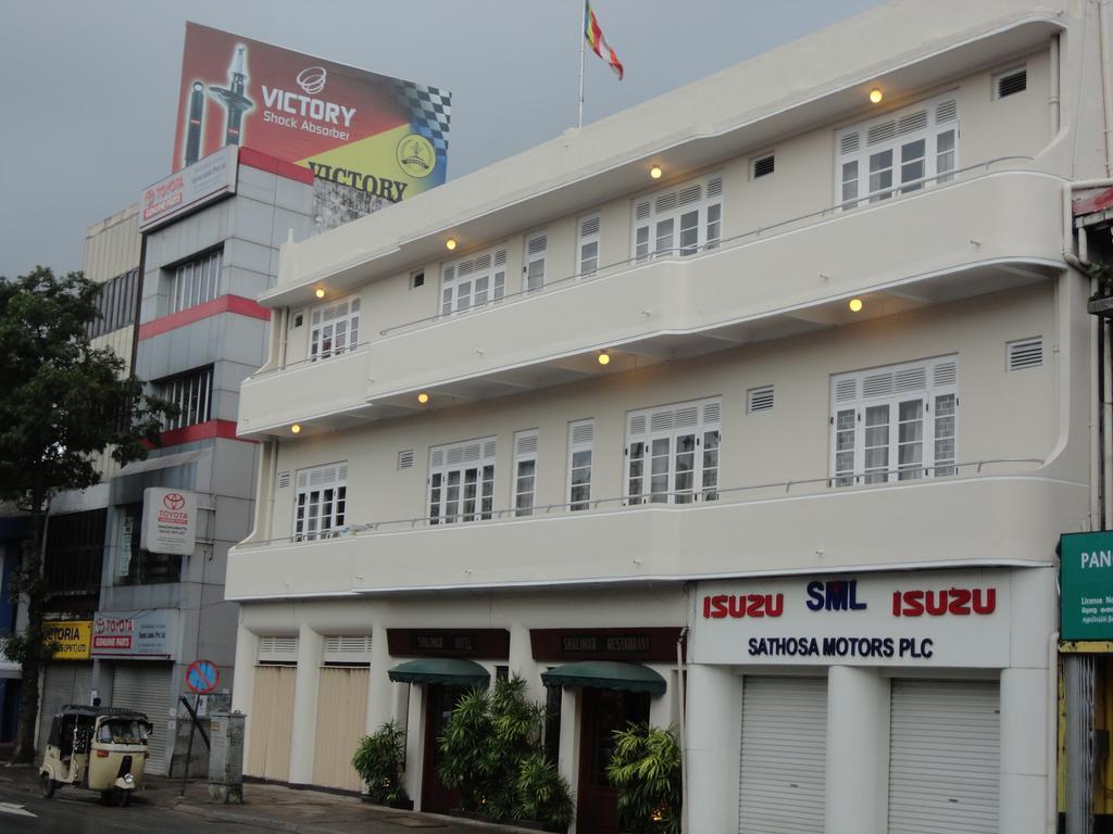 Shalimar Hotel โคลอมโบ ภายนอก รูปภาพ