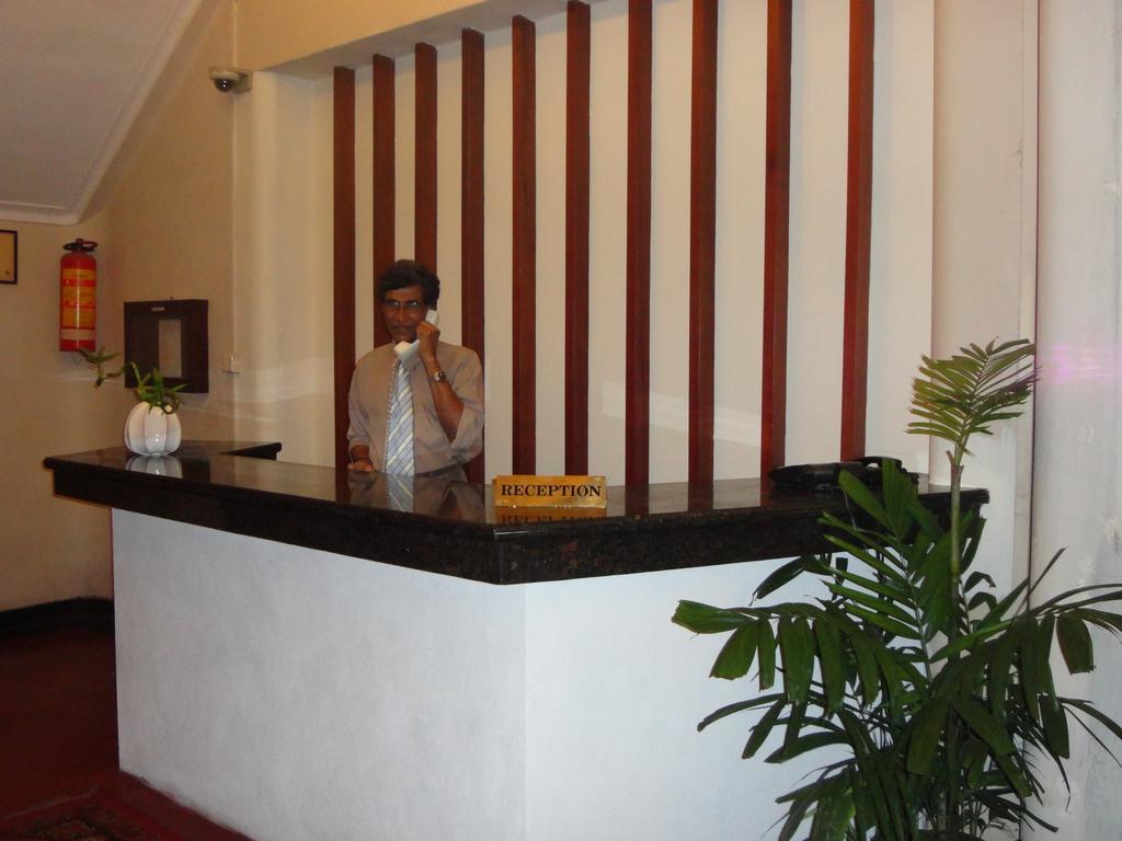 Shalimar Hotel โคลอมโบ ภายนอก รูปภาพ